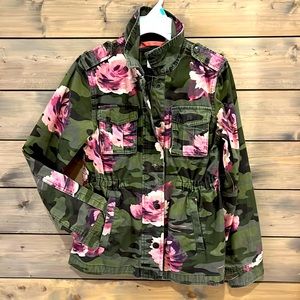 Girls Gap Floral/Camo print jacket